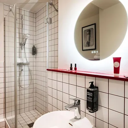 Ibis Styles Rouen Centre Cathedrale Hotel Exterior photo